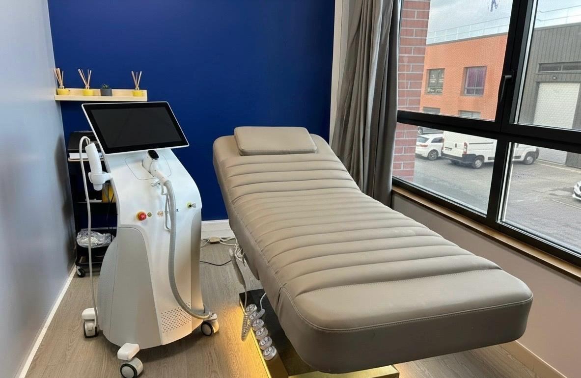 Cabine épilation laser Ténor Diode — Laser Ligne Groslay
