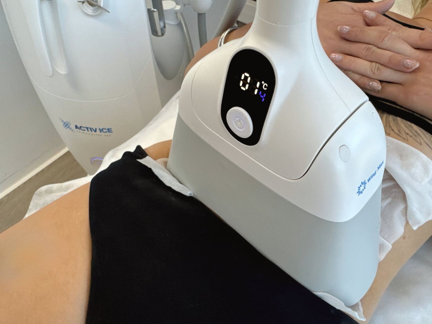 Cryolipolyse multi-zones ventre cuisses Laser Ligne